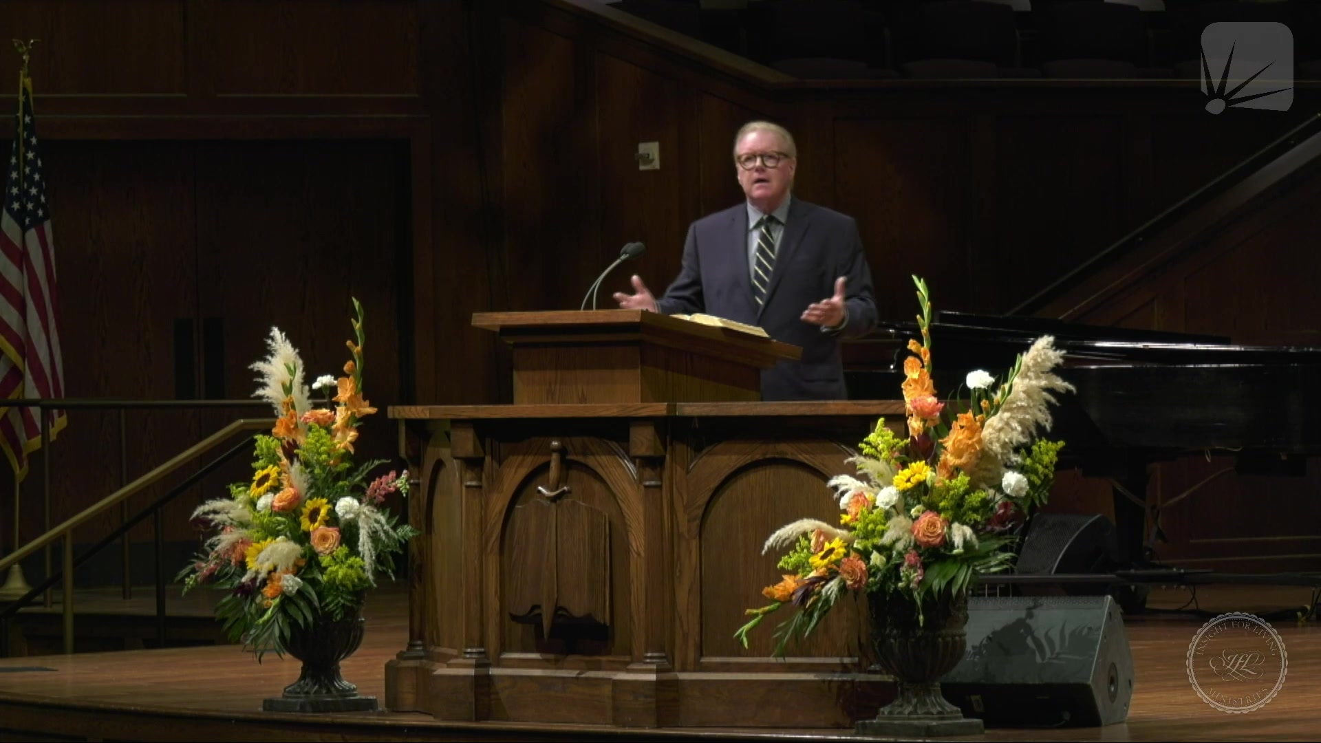 Rev. Bill Butterworth in pulpit on 20220710