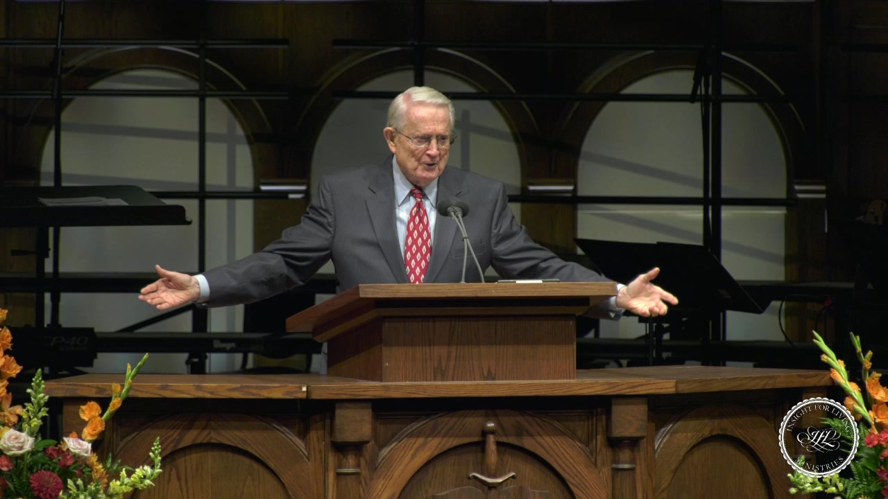 Chuck in pulpit 20191027
